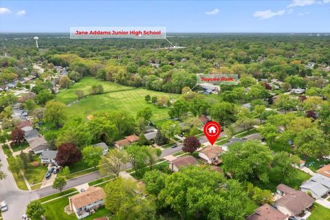 Tiny photo for Schaumburg, IL 60193 (MLS # 12638876)