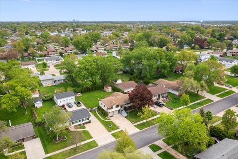 Tiny photo for Schaumburg, IL 60193 (MLS # 12638876)