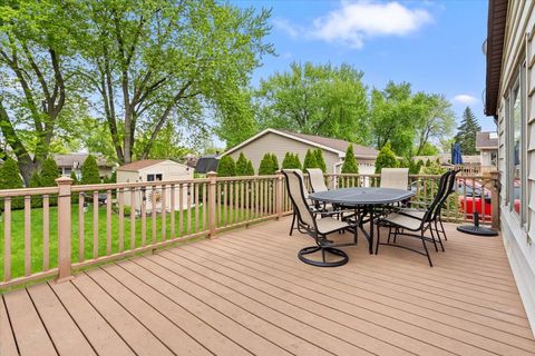 Tiny photo for Schaumburg, IL 60193 (MLS # 12638876)