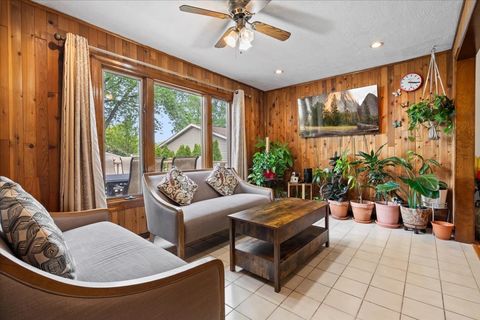 Tiny photo for Schaumburg, IL 60193 (MLS # 12638876)