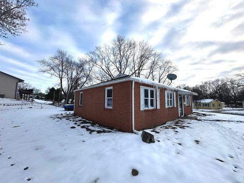 Tiny photo for 602 Sangamon Road, Marquette Heights, IL 61554 (MLS # 12523941)