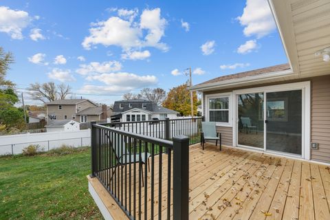 Tiny photo for 4029 Denniston Court, Bettendorf, IA 52722 (MLS # 12548503)