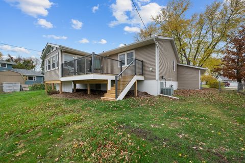 Tiny photo for 4029 Denniston Court, Bettendorf, IA 52722 (MLS # 12548503)