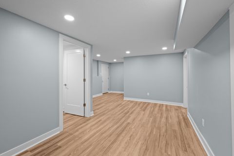 Tiny photo for 4029 Denniston Court, Bettendorf, IA 52722 (MLS # 12548503)