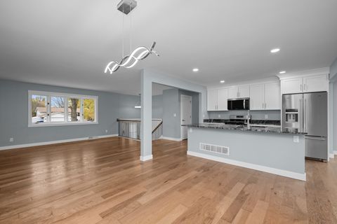 Tiny photo for 4029 Denniston Court, Bettendorf, IA 52722 (MLS # 12548503)