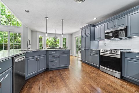 Tiny photo for 1502 Sweetbriar Drive, Bloomington, IL 61701 (MLS # 12477173)