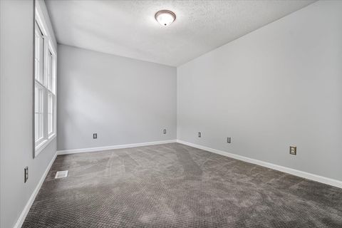 Tiny photo for 1502 Sweetbriar Drive, Bloomington, IL 61701 (MLS # 12477173)