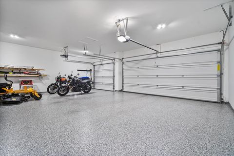 Tiny photo for 1502 Sweetbriar Drive, Bloomington, IL 61701 (MLS # 12477173)