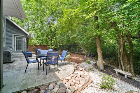 Tiny photo for 1502 Sweetbriar Drive, Bloomington, IL 61701 (MLS # 12477173)