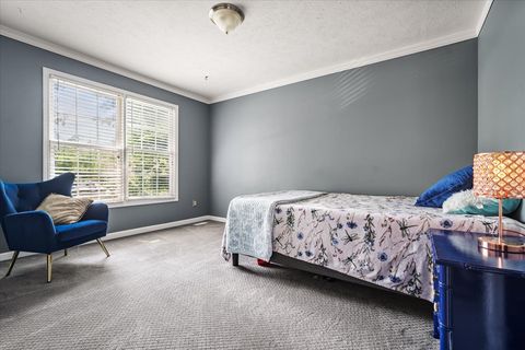 Tiny photo for 1502 Sweetbriar Drive, Bloomington, IL 61701 (MLS # 12477173)