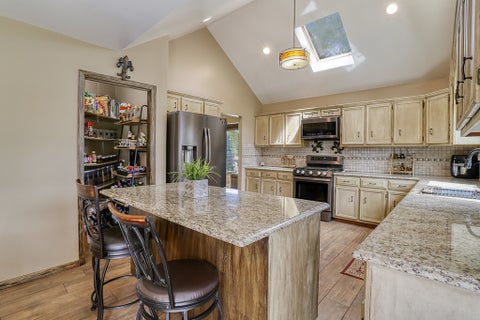 Tiny photo for 18013 Alice Lane, Orland Park, IL 60467 (MLS # 12655828)