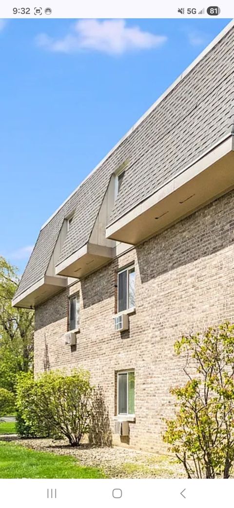 Tiny photo for 984 Crabapple Drive #102, Prospect Heights, IL 60070 (MLS # 12525331)