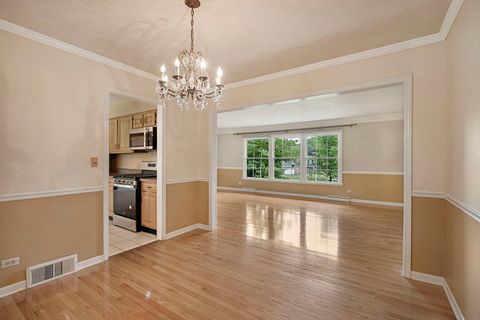 Tiny photo for Libertyville, IL 60048 (MLS # 12668170)