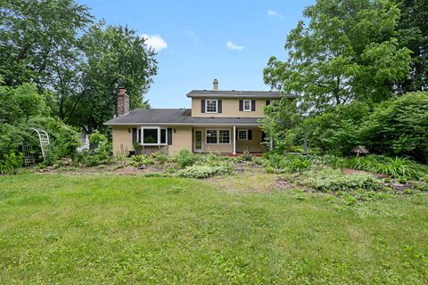 Tiny photo for Libertyville, IL 60048 (MLS # 12668170)