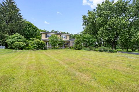 Tiny photo for Libertyville, IL 60048 (MLS # 12668170)