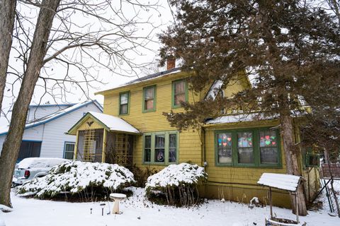 Tiny photo for 102 E Fuller Street, Freeport, IL 61032 (MLS # 12450074)