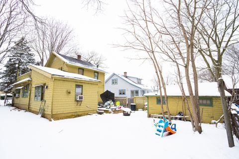 Tiny photo for 102 E Fuller Street, Freeport, IL 61032 (MLS # 12450074)