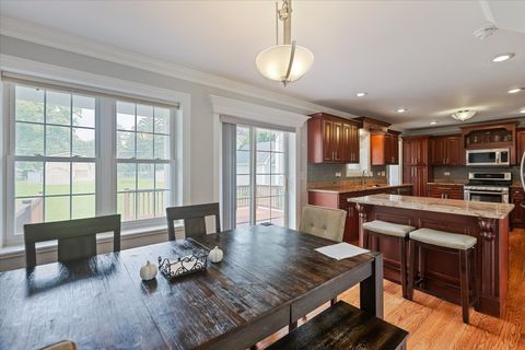 Tiny photo for 927 S CHARLOTTE Street, Lombard, IL 60148 (MLS # 12460486)