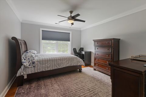 Tiny photo for 927 S CHARLOTTE Street, Lombard, IL 60148 (MLS # 12460486)