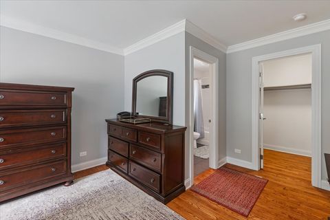 Tiny photo for 927 S CHARLOTTE Street, Lombard, IL 60148 (MLS # 12460486)