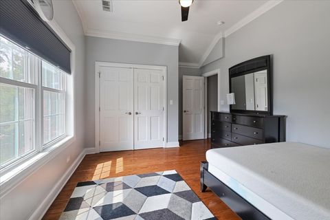 Tiny photo for 927 S CHARLOTTE Street, Lombard, IL 60148 (MLS # 12460486)