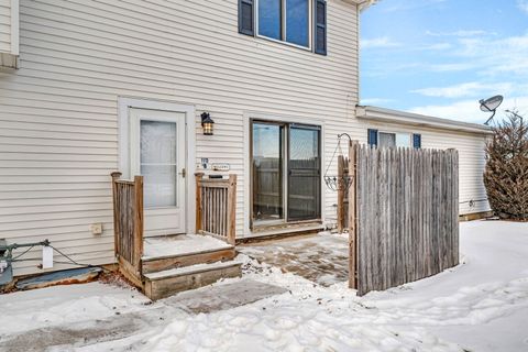 Tiny photo for 1113 Gael Drive #B, Joliet, IL 60435 (MLS # 12602475)