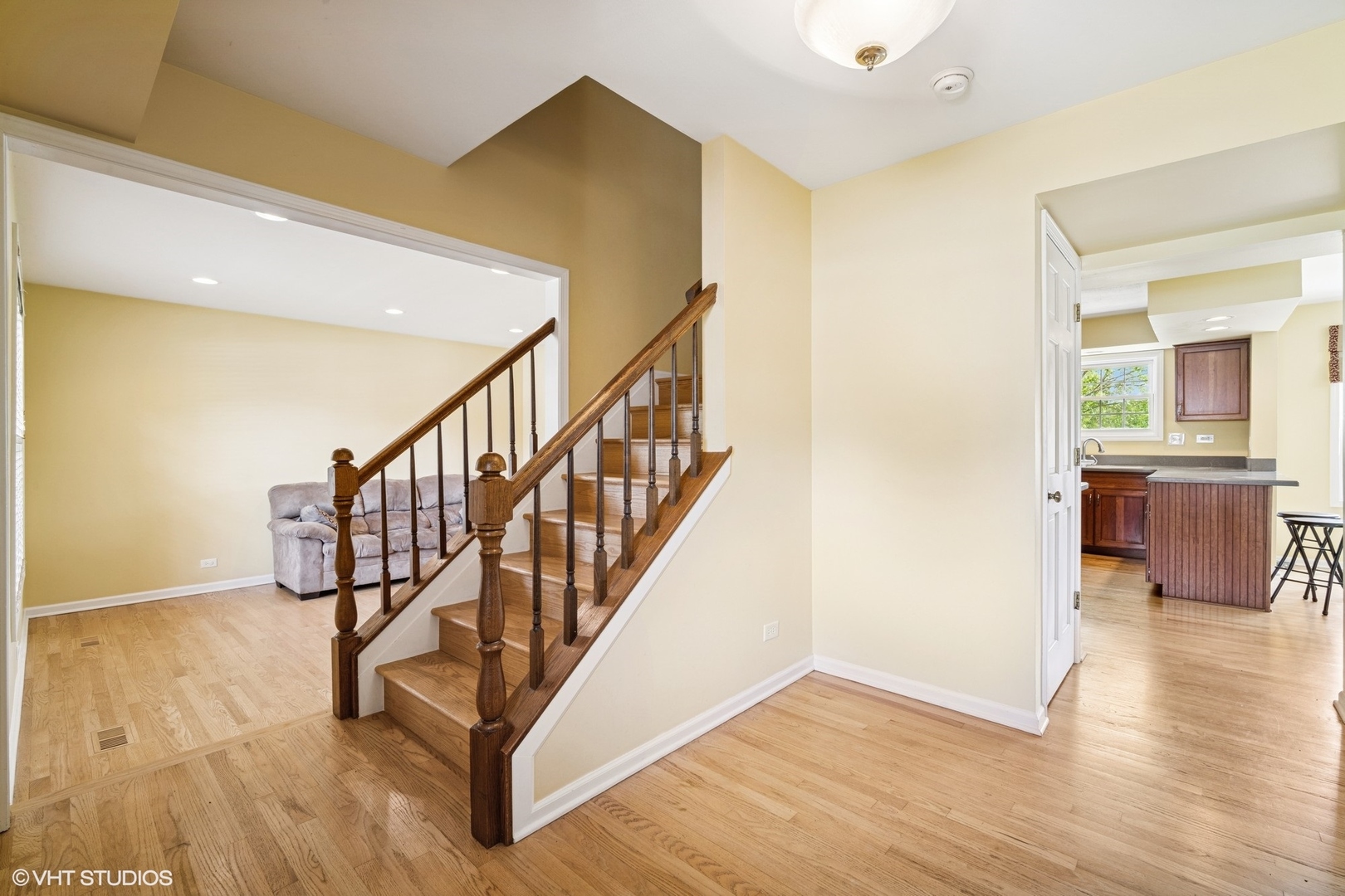 846 Dunhill Drive