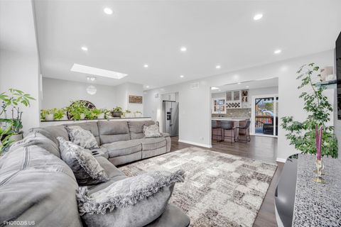 Tiny photo for 21314 Highland Drive, Lake Zurich, IL 60047 (MLS # 12522613)