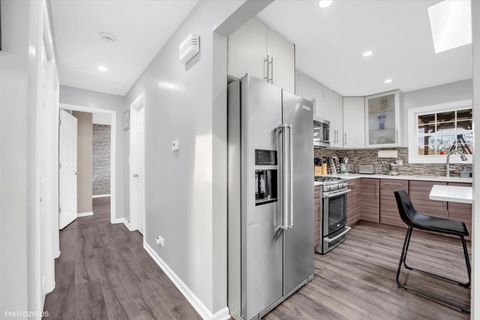 Tiny photo for 21314 Highland Drive, Lake Zurich, IL 60047 (MLS # 12522613)