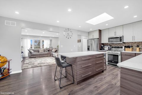 Tiny photo for 21314 Highland Drive, Lake Zurich, IL 60047 (MLS # 12522613)