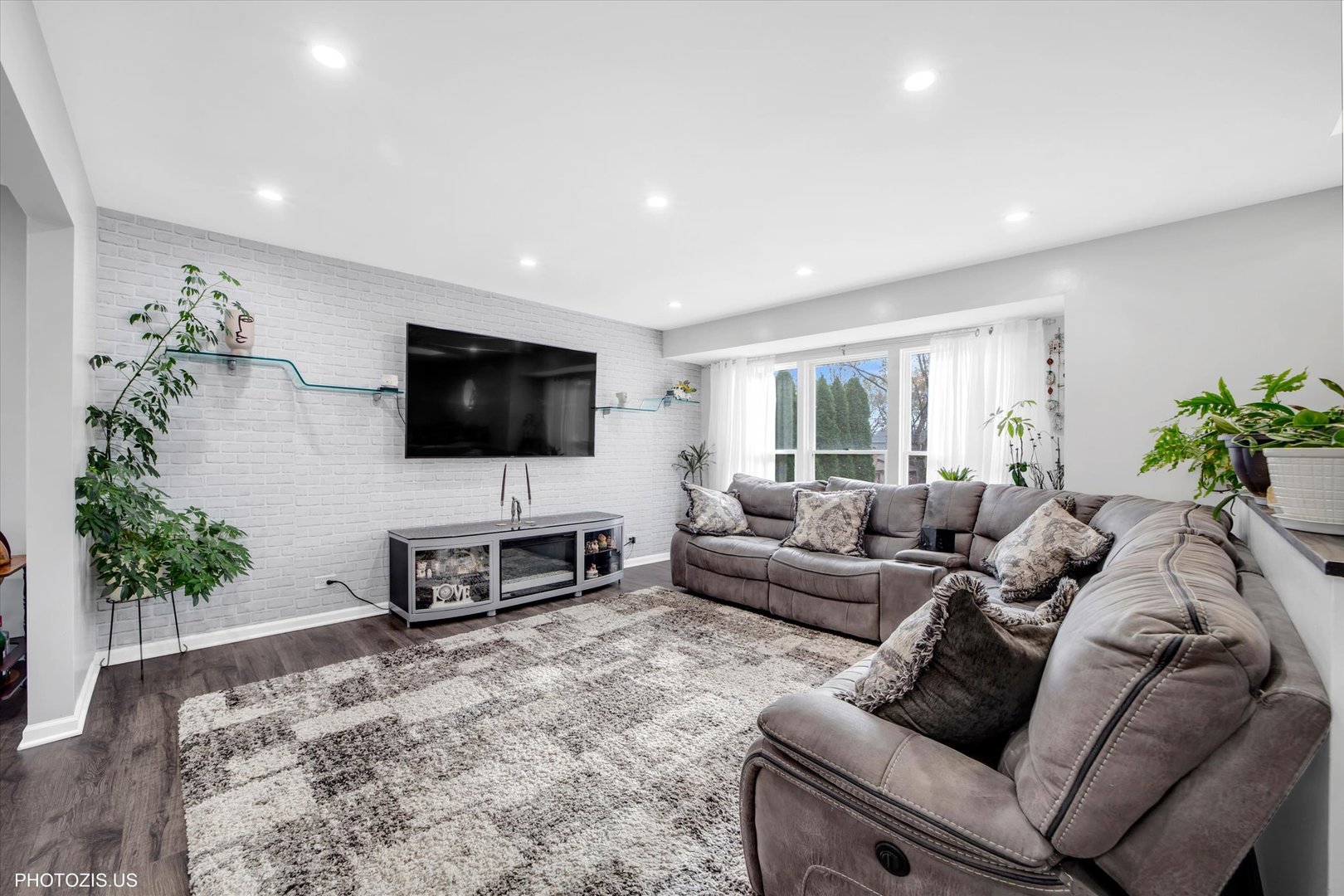 21314 Highland Drive