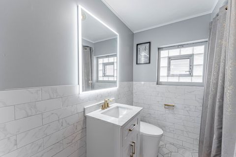 Tiny photo for 2246 Clinton Avenue, Berwyn, IL 60402 (MLS # 12548296)