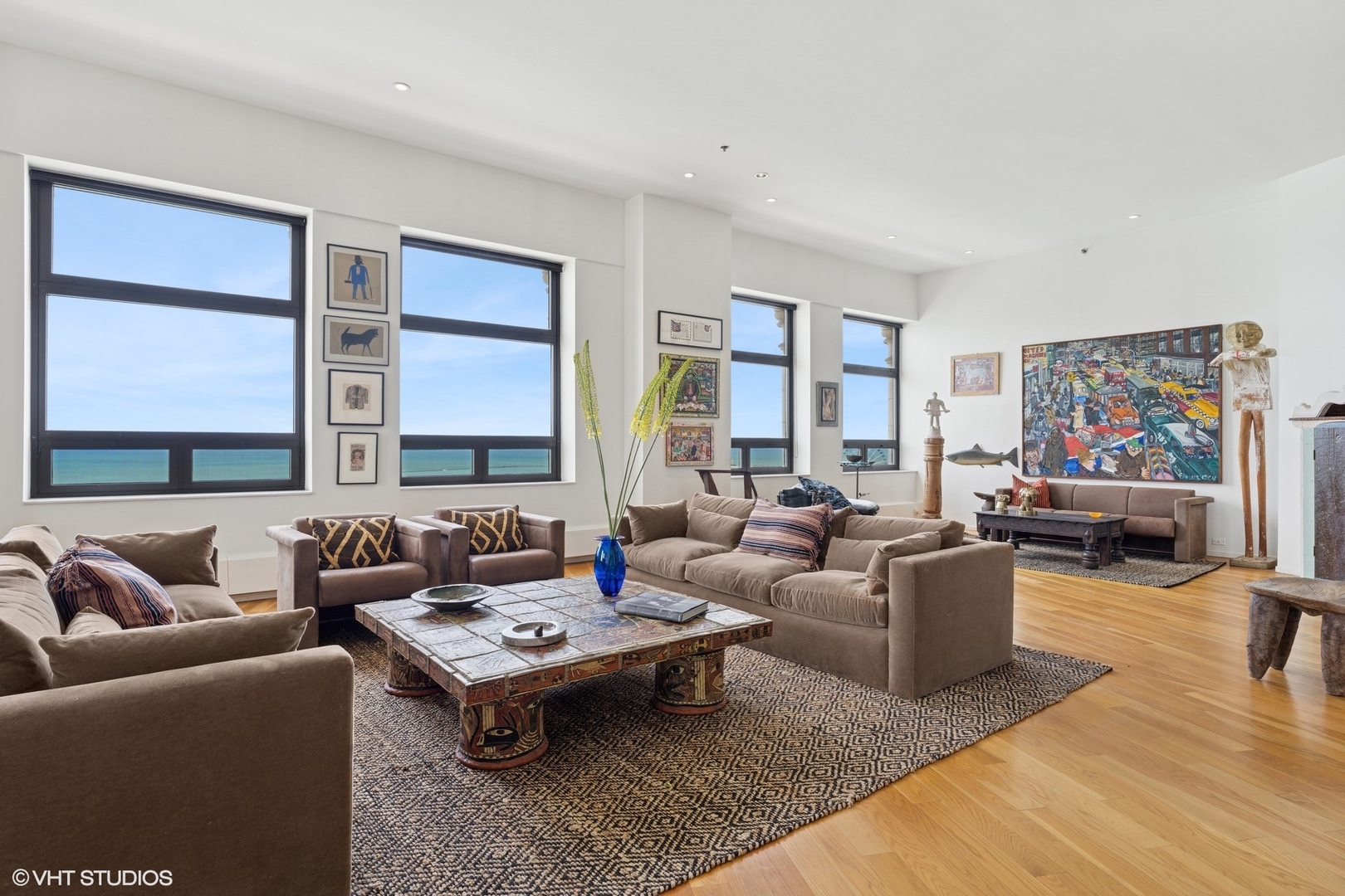 680 N Lake Shore Drive 1602