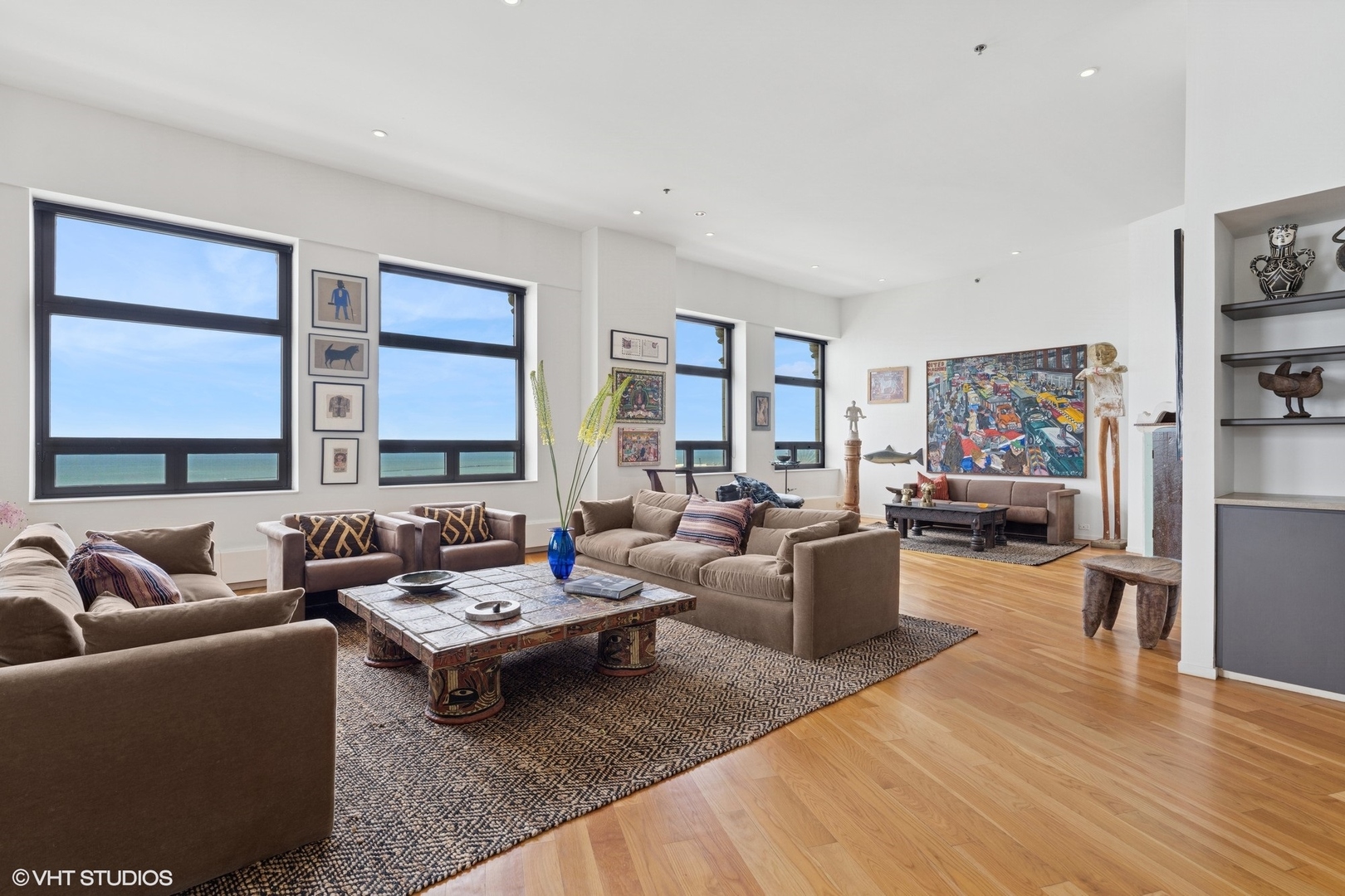 680 N Lake Shore Drive 1602