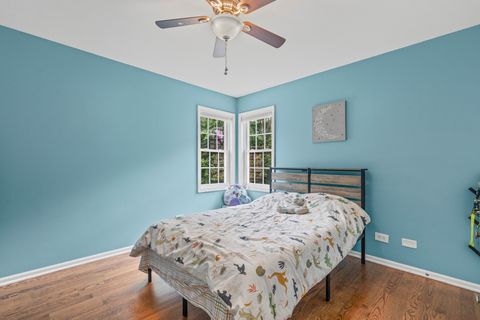 Tiny photo for 4829 Kings Way West Way, Gurnee, IL 60031 (MLS # 12456349)