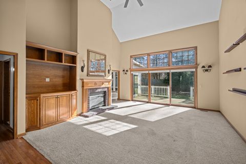 Tiny photo for 1390 Old Freeport Place, Bettendorf, IA 52722 (MLS # 12587387)