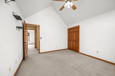 Tiny photo for 1390 Old Freeport Place, Bettendorf, IA 52722 (MLS # 12587387)