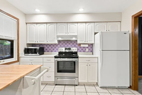 Tiny photo for 7202 Kelling Street, Davenport, IA 52806 (MLS # 12719684)