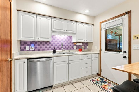 Tiny photo for 7202 Kelling Street, Davenport, IA 52806 (MLS # 12719684)