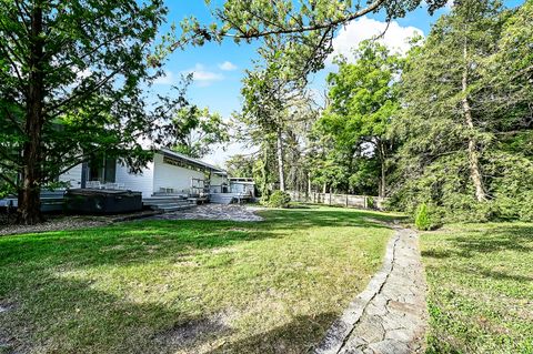 Tiny photo for 9000 W Forest Glen Boulevard, Palos Park, IL 60464 (MLS # 12486160)