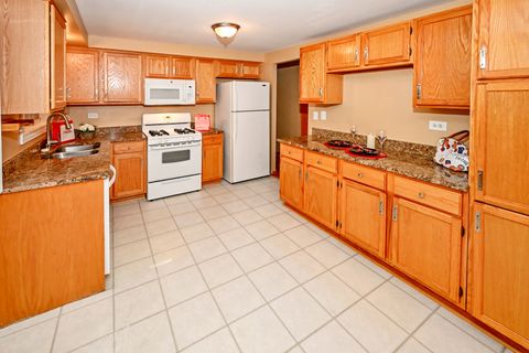 Tiny photo for 632 Grace Lane, Schaumburg, IL 60193 (MLS # 12539518)