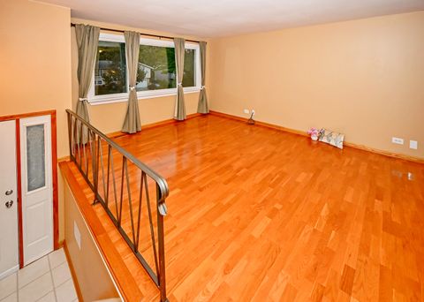 Tiny photo for 632 Grace Lane, Schaumburg, IL 60193 (MLS # 12539518)