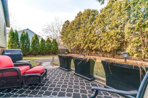 Tiny photo for 610 Blue Spruce Lane, Mundelein, IL 60060 (MLS # 12579050)