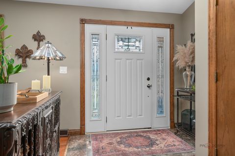 Tiny photo for 610 Blue Spruce Lane, Mundelein, IL 60060 (MLS # 12579050)