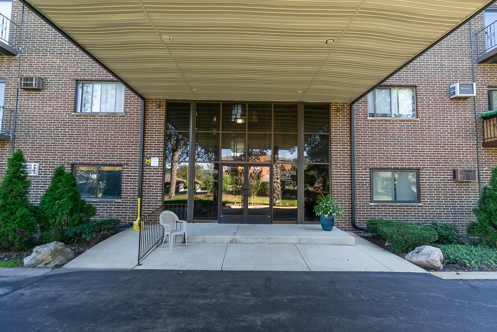 235 N Mill Road 313B