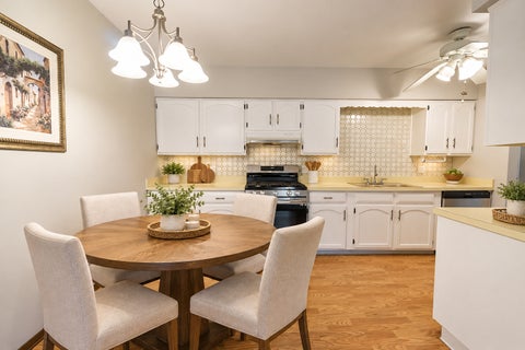 Tiny photo for 235 N Mill Road #313B, Addison, IL 60101 (MLS # 12777411)