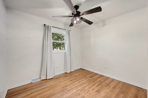 Tiny photo for 6151 Leonard Avenue, Downers Grove, IL 60516 (MLS # 12744223)