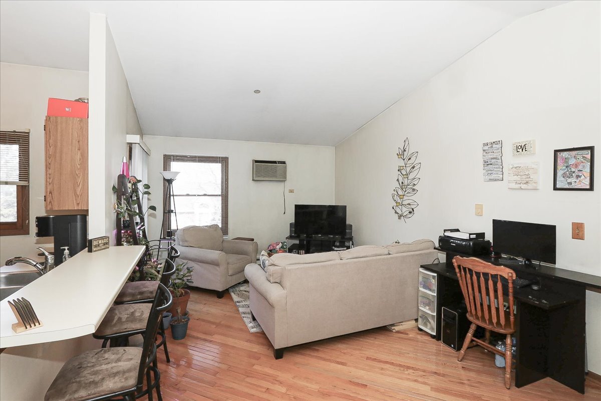 1382 CUNAT Court 3D