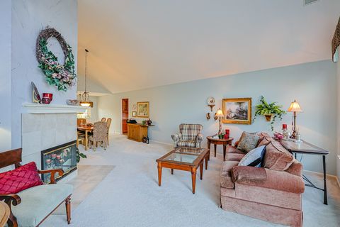 Tiny photo for 342 Ashford Circle #2, Bartlett, IL 60103 (MLS # 12492393)