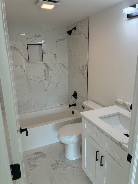 Tiny photo for 927 Saddle Ridge Drive, Joliet, IL 60432 (MLS # 12707740)
